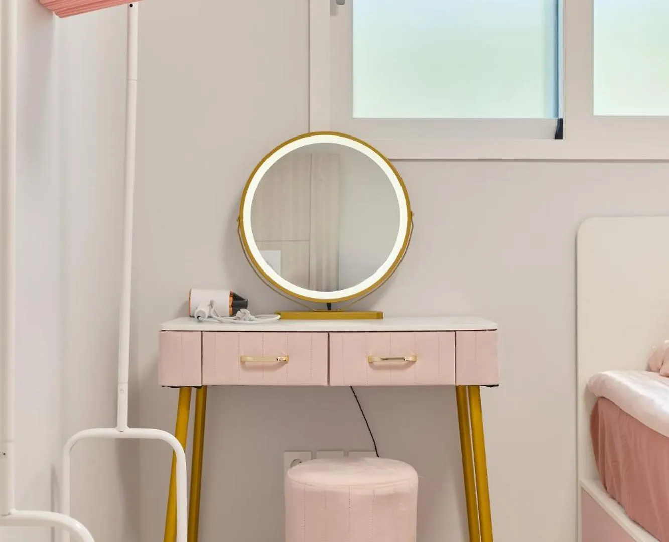 Pink Room 4 Bedroom Seoul 0*,