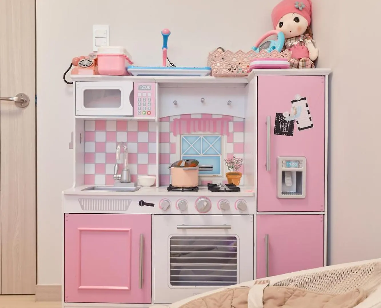 Pink Room 4 Bedroom Seoul